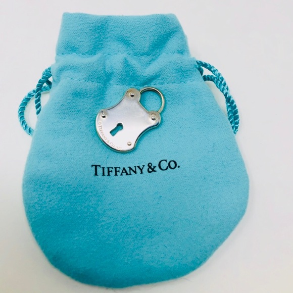 Tiffany & Co. Jewelry - 👏🏼SOLD👏🏼 on Tradesy!!